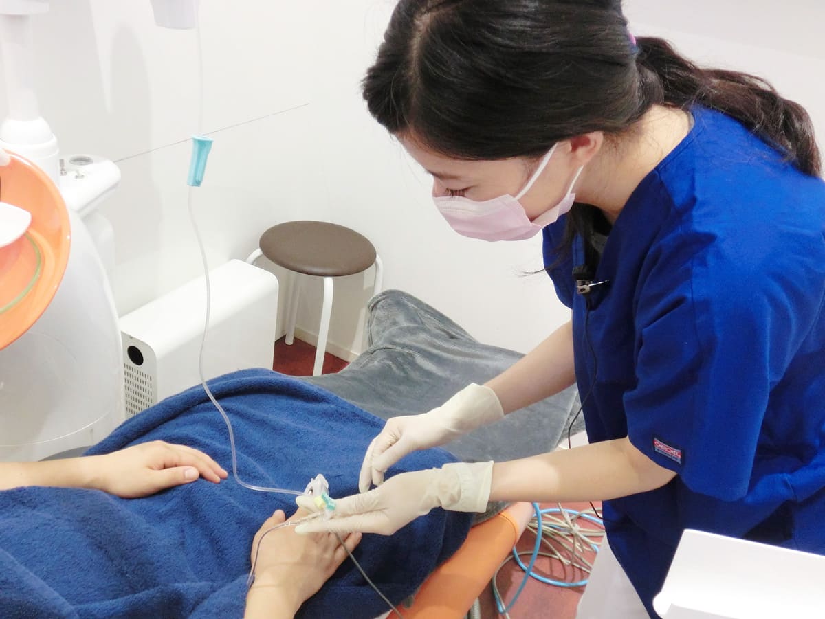 有明　歯医者　痛みを最小限に抑える